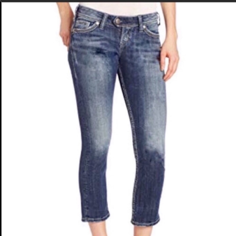 Silver Jeans Distressed Medium Blue Denim Jean Capris with Pockets-Size 28